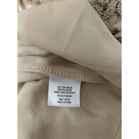 Francesca’s Floral Beige Lace Fit & Flare Dress Romantic Cottagecore Boho Sz L - Picture 5 of 5